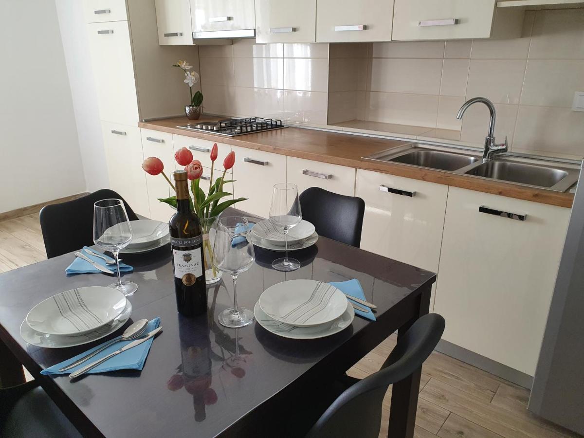 פרוויץ' שפורינה Apartaments Ukic מראה חיצוני תמונה